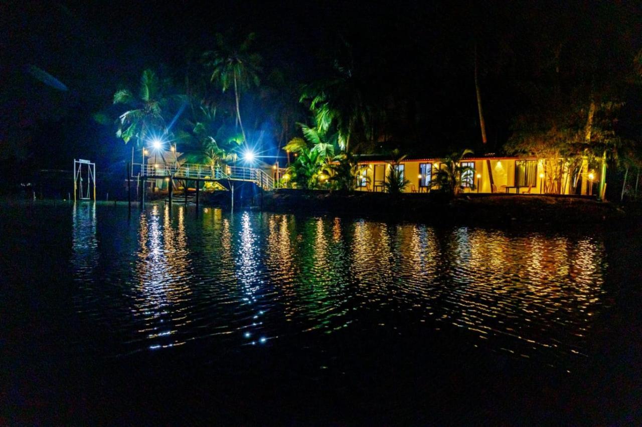 Hangout Kalyānpur Exterior photo