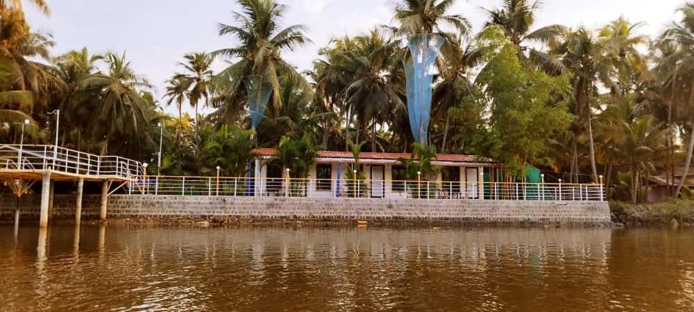 Hangout Kalyānpur Exterior photo